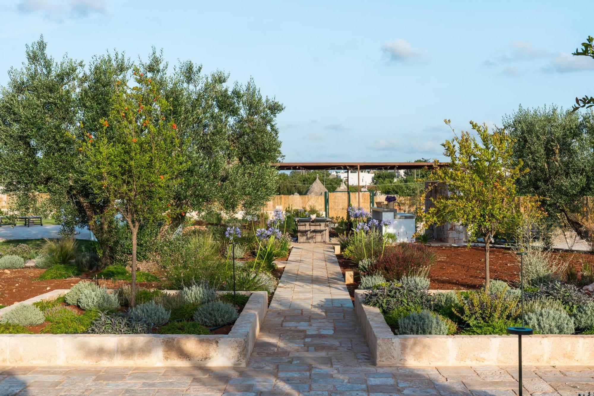 Trullo Jale - Boutique Apartments Ostuni Eksteriør bilde